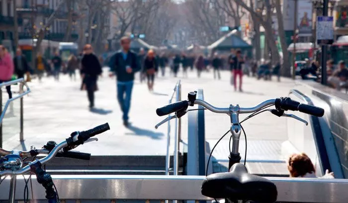 Soluciones en mobiliario urbano FERAX